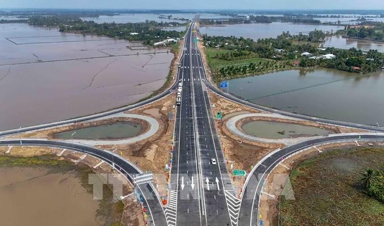 Hạ Tầng Liên Vùng Về Đích, Cần Thơ Thành “Bến Đỗ” Chiến Lược Của Giới Đầu Tư Năm 2026